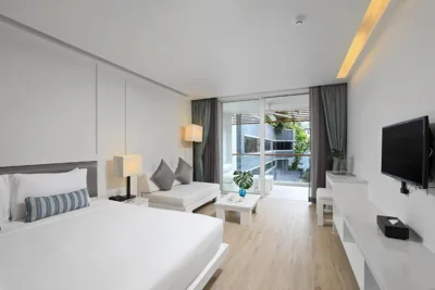 DayLight — Nap Patong